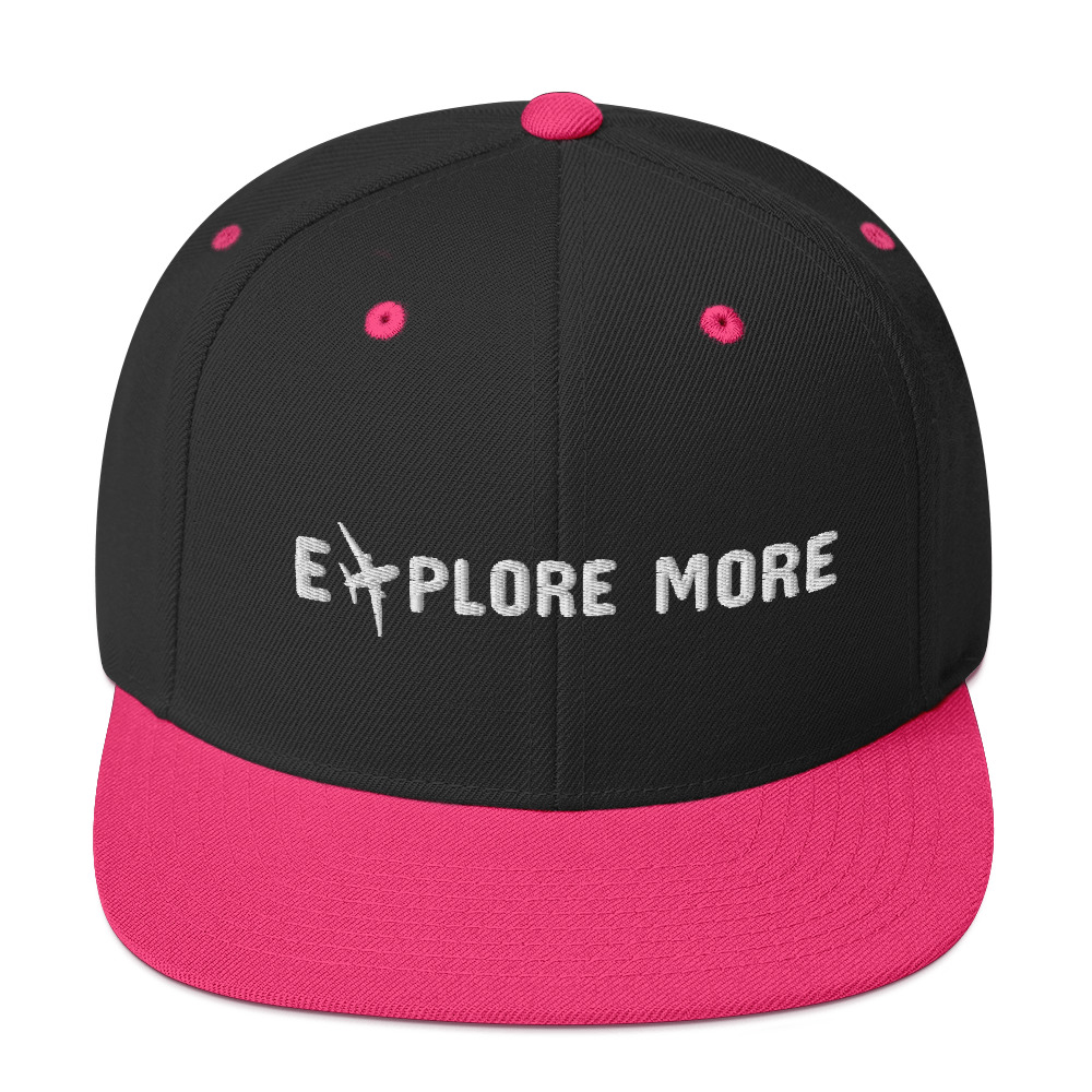classic-snapback-black-neon-pink-5fe09fd2972e7.jpg
